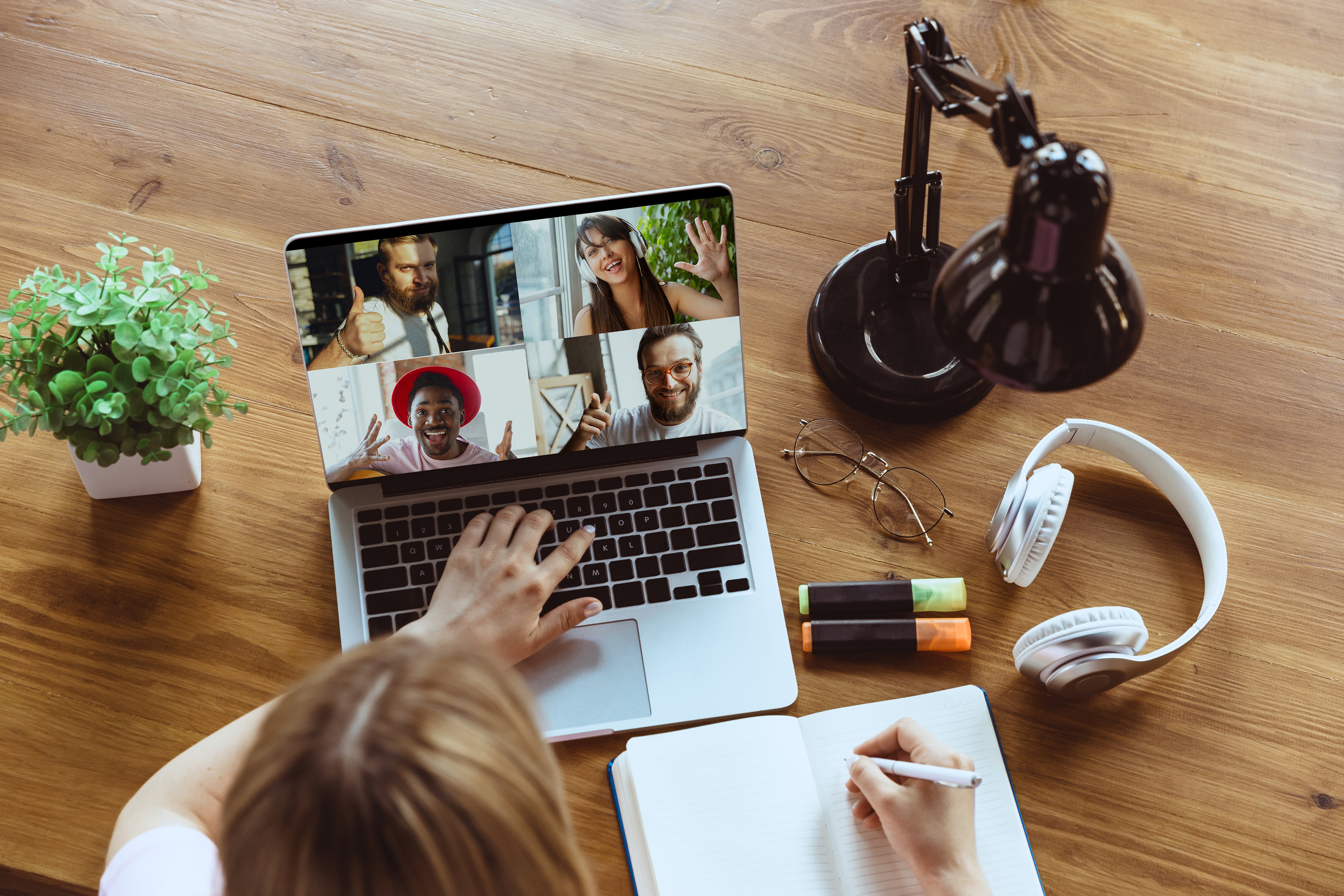 remote-meeting-woman-working-from-home-during-coronavirus-or-covid-19-quarantine-remote-office-concept